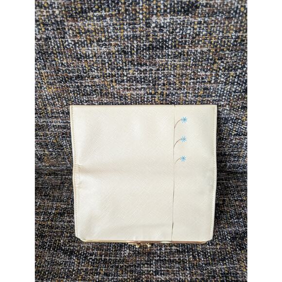 Vintage Lady Buxton Wallet - Picture 6 of 6